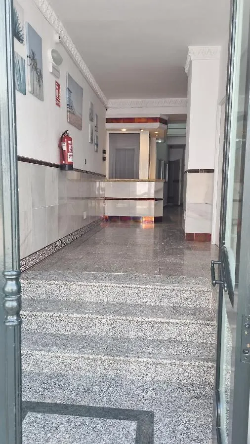 ** Konukevi Hostal Nerjasol İspanya